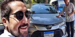 أحمد الوكيل يفاجئ والده بسيارة “تويوتا كورولا” جديدة.. فيديو